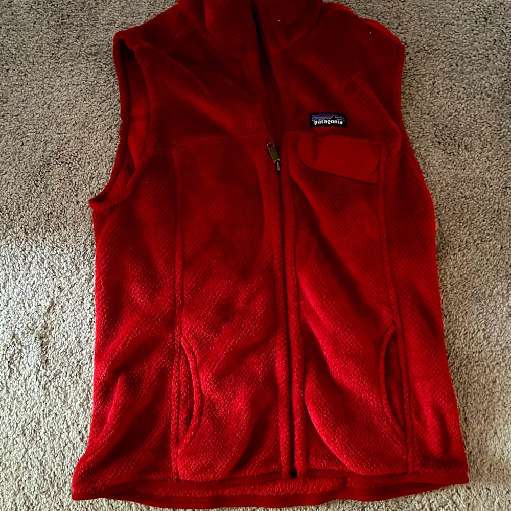 Red Patagonia full zip vest. Women’s size L